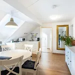 Kollmann And Guest house