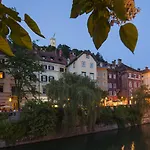 Kollmann And Guest house