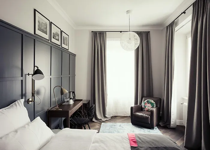 招待所 Kollmann And 3*