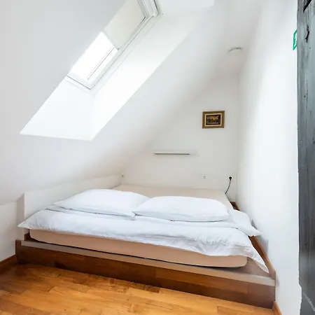 Kollmann And 3* 卢布尔雅那