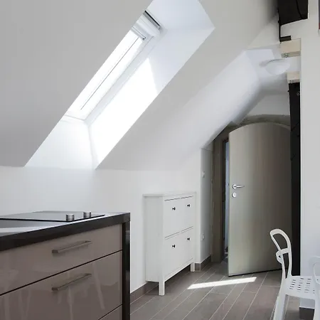 招待所 Kollmann And