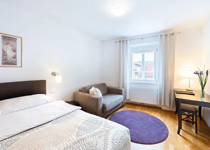 Kollmann And Guest house 3*